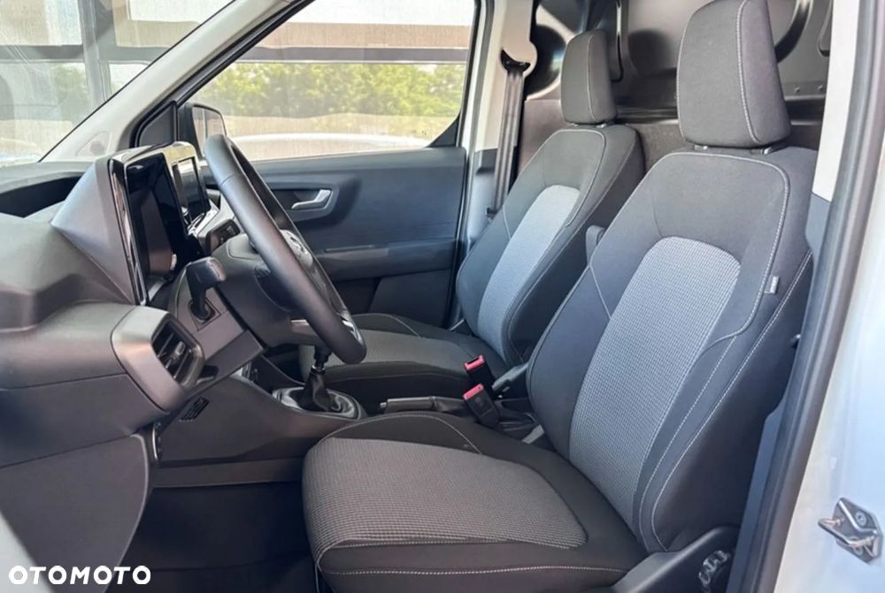 Ford Transit Courier - 3