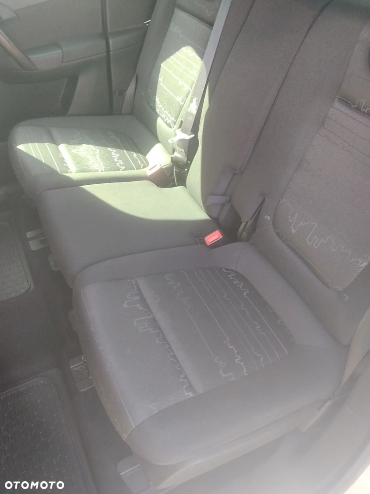 Opel Meriva - 22