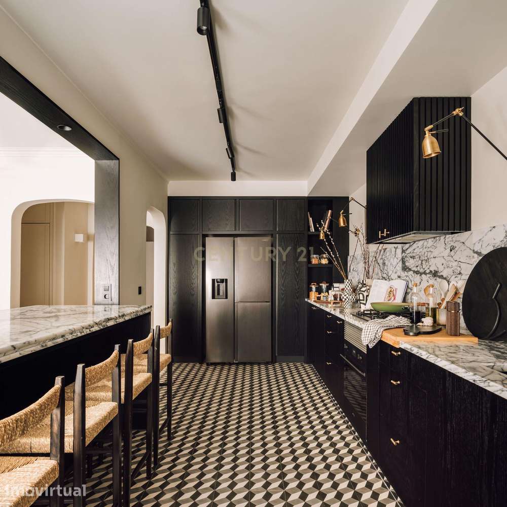 Apartamento T3 no Centro de Cascais com Licença de Alojamento Local - Grande imagem: 2/17