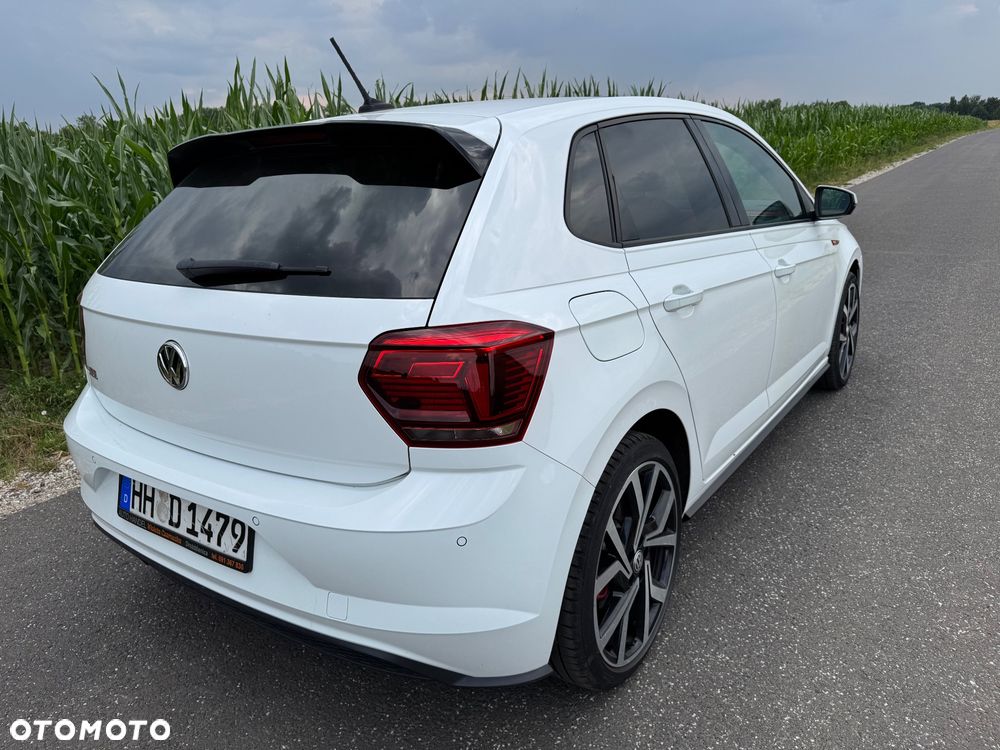 Volkswagen Polo 2.0 TSI DSG GTI - 18