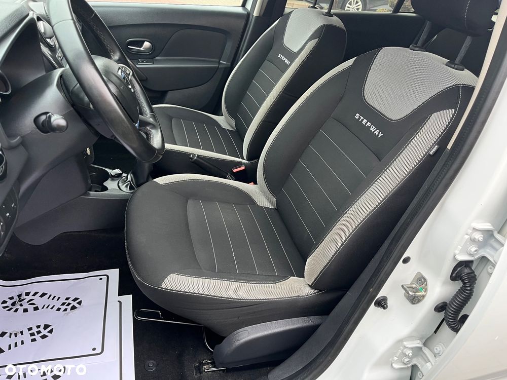 Dacia Logan dCi 90 S&S Stepway Celebration - 17