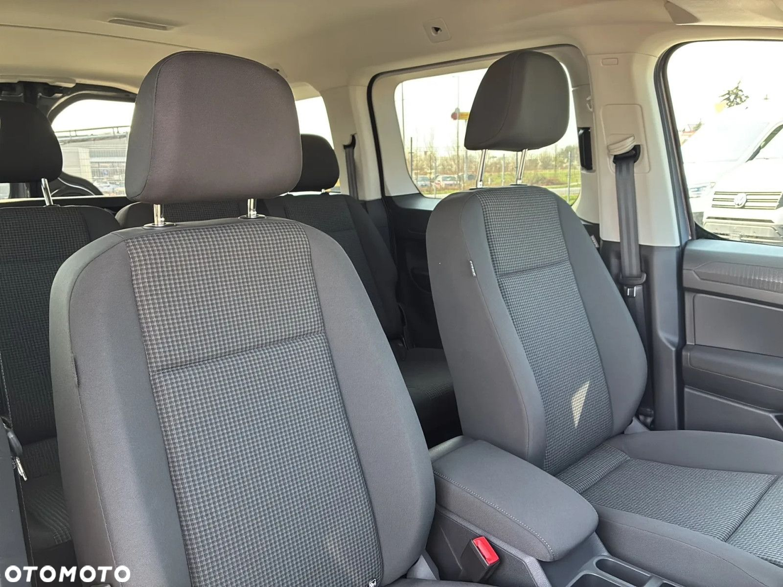 Volkswagen Caddy Maxi 1.5 TSI DSG - 16