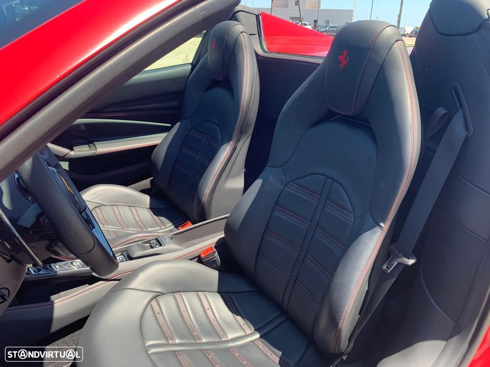 Ferrari F8 Tributo Spider - 28