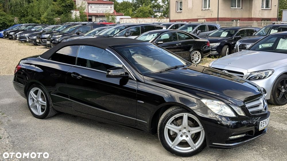Mercedes-Benz Klasa E - 9
