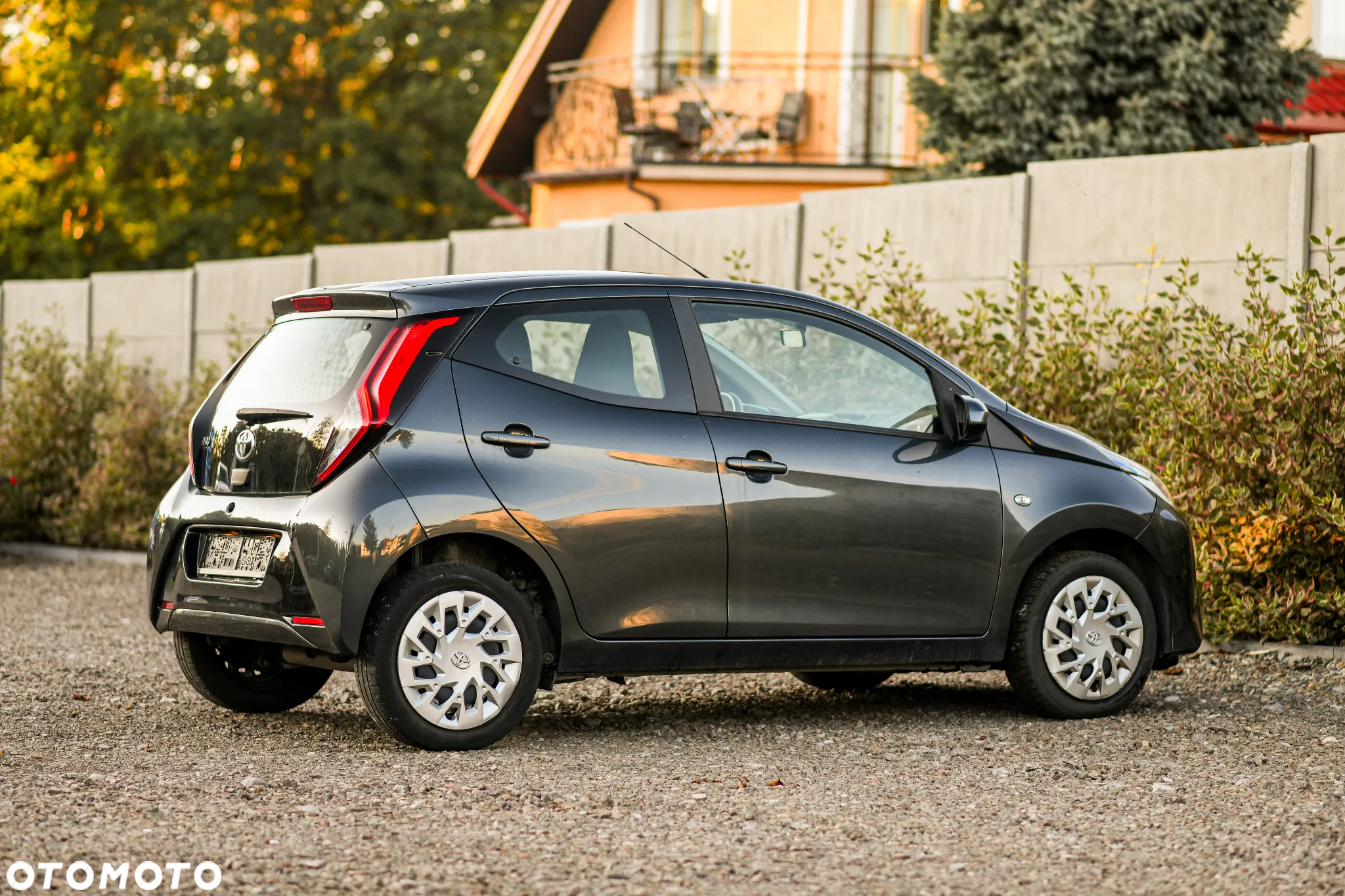 Toyota Aygo x - 19