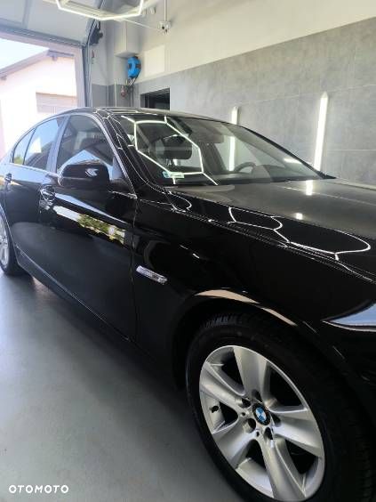 BMW Seria 5 518d - 16