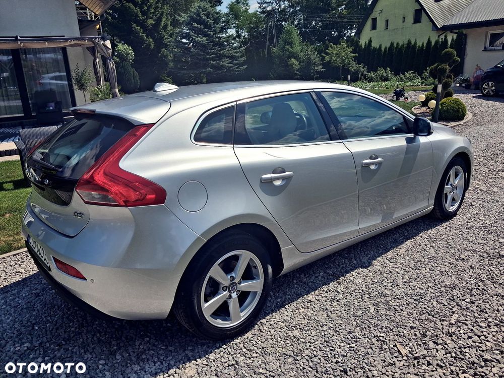 Volvo V40 D2 Summum - 10