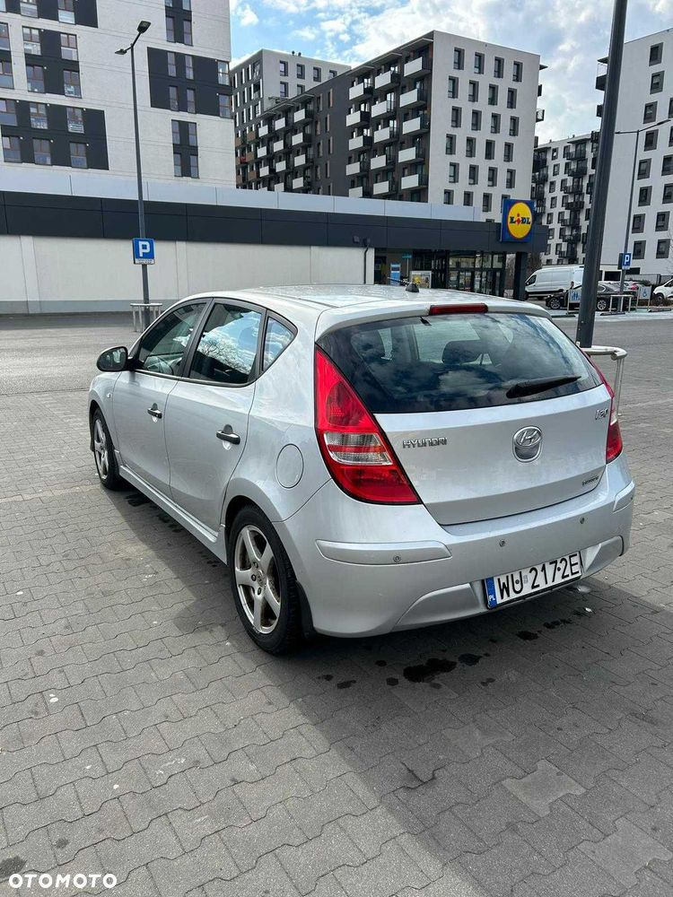 Hyundai I30 2011 photo 3