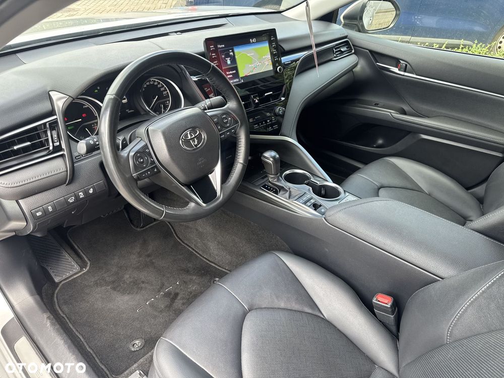 Toyota Camry 2.5 Hybrid Executive CVT - 12