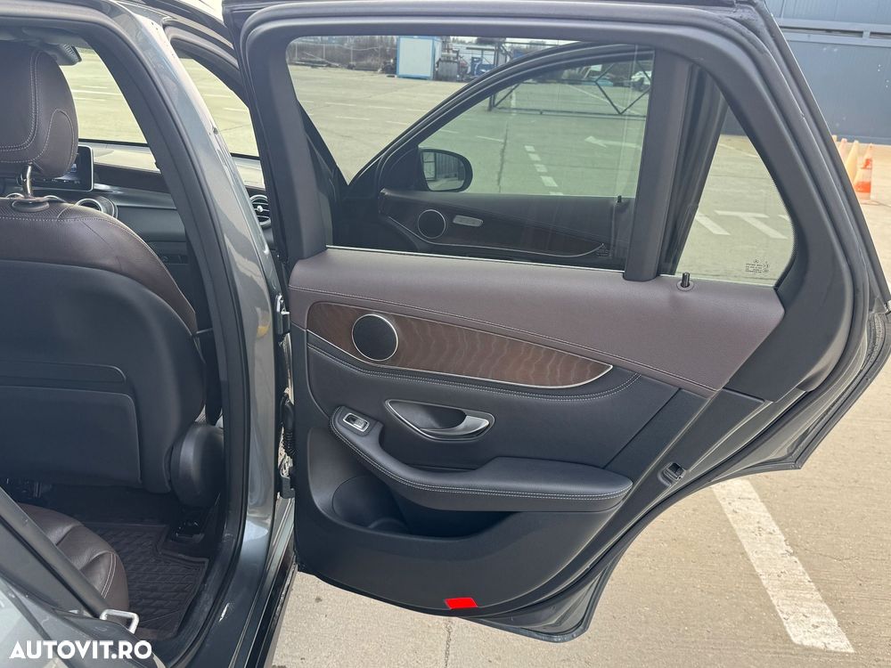 Mercedes-Benz GLC - 8