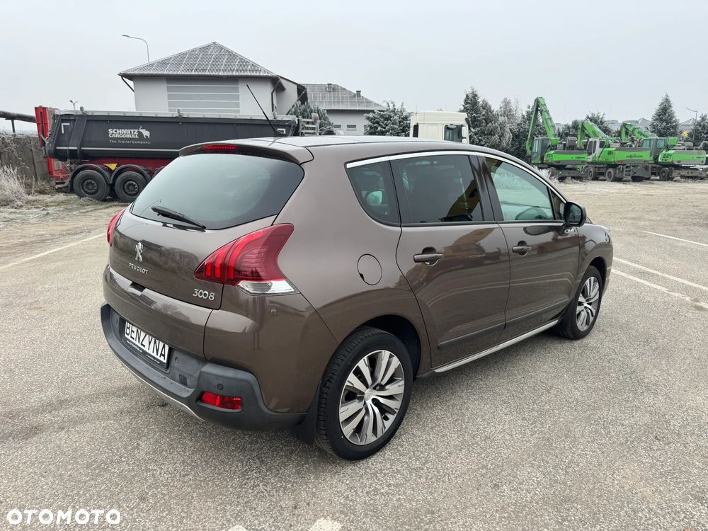Peugeot 3008 PureTech 130 Stop & Start GPF Allure - 8