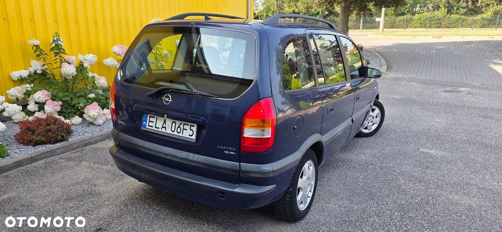 Opel Zafira 1.6 16V Elegance - 4