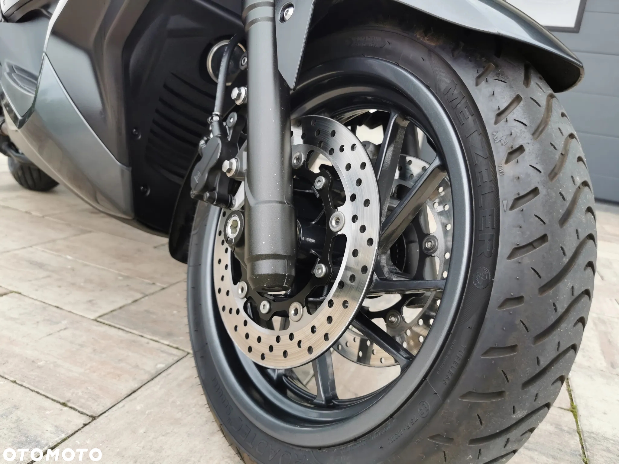 Yamaha X-max - 18