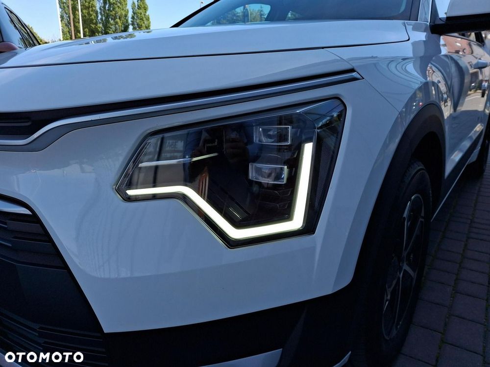 Kia Niro 1.6 GDI Hybrid M - 22
