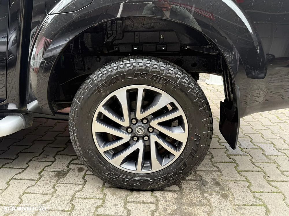 Nissan Navara 2.3 dCi CD 4WD Tekna - 12