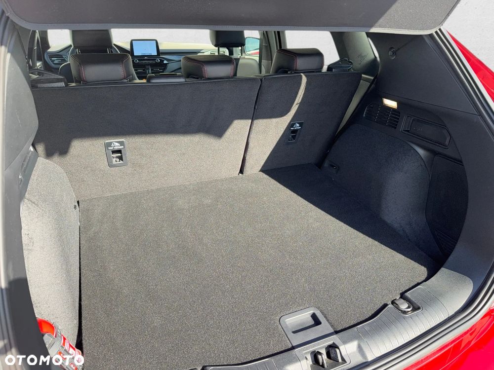 Ford Kuga 1.5 EcoBoost FWD ST-Line - 9