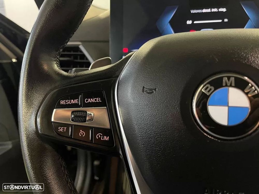 BMW 318 d Auto - 13