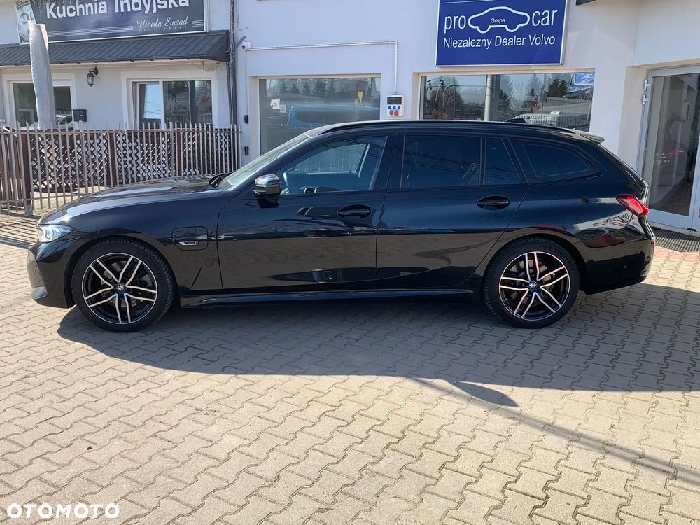 BMW Seria 3 330e M Sport sport - 8