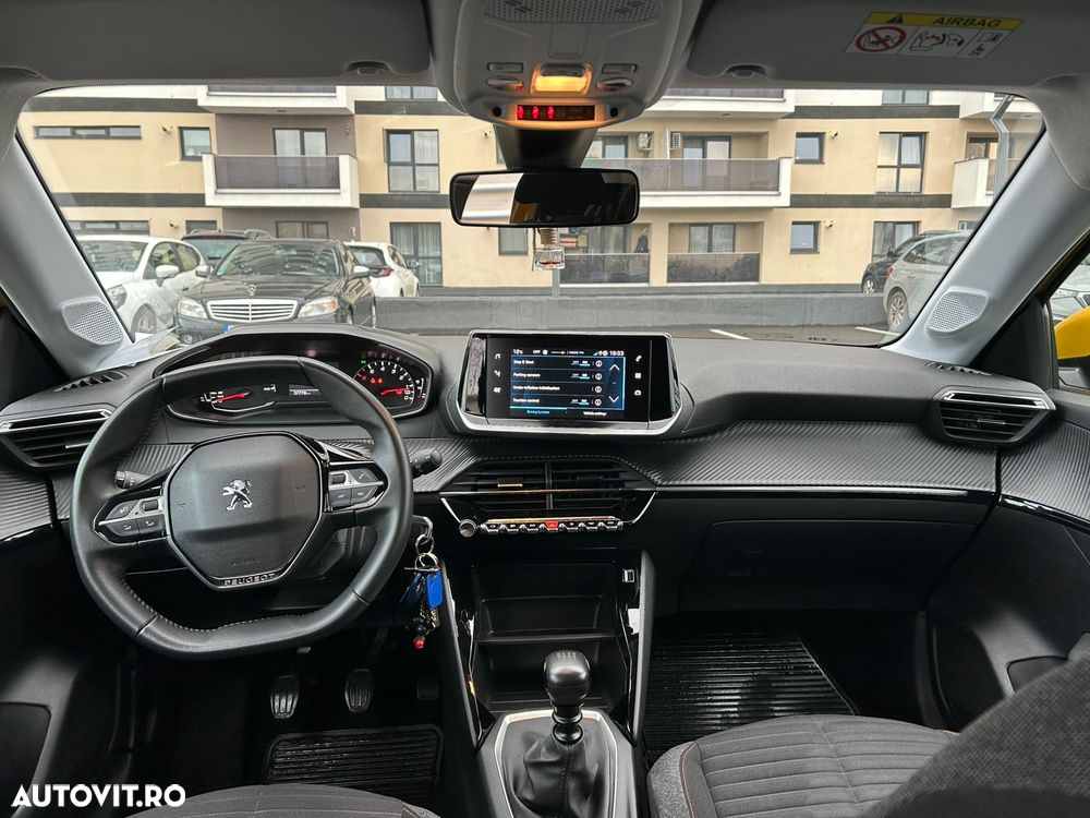 Peugeot 208 1.2 L PureTech STT Active Pack - 7