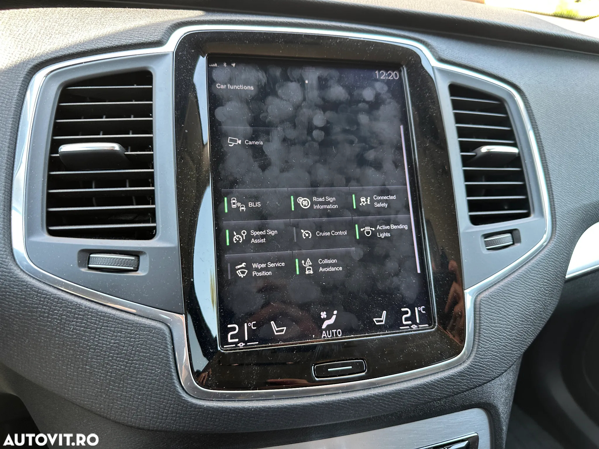 Volvo XC 90 D5 AWD Geartronic Momentum - 18