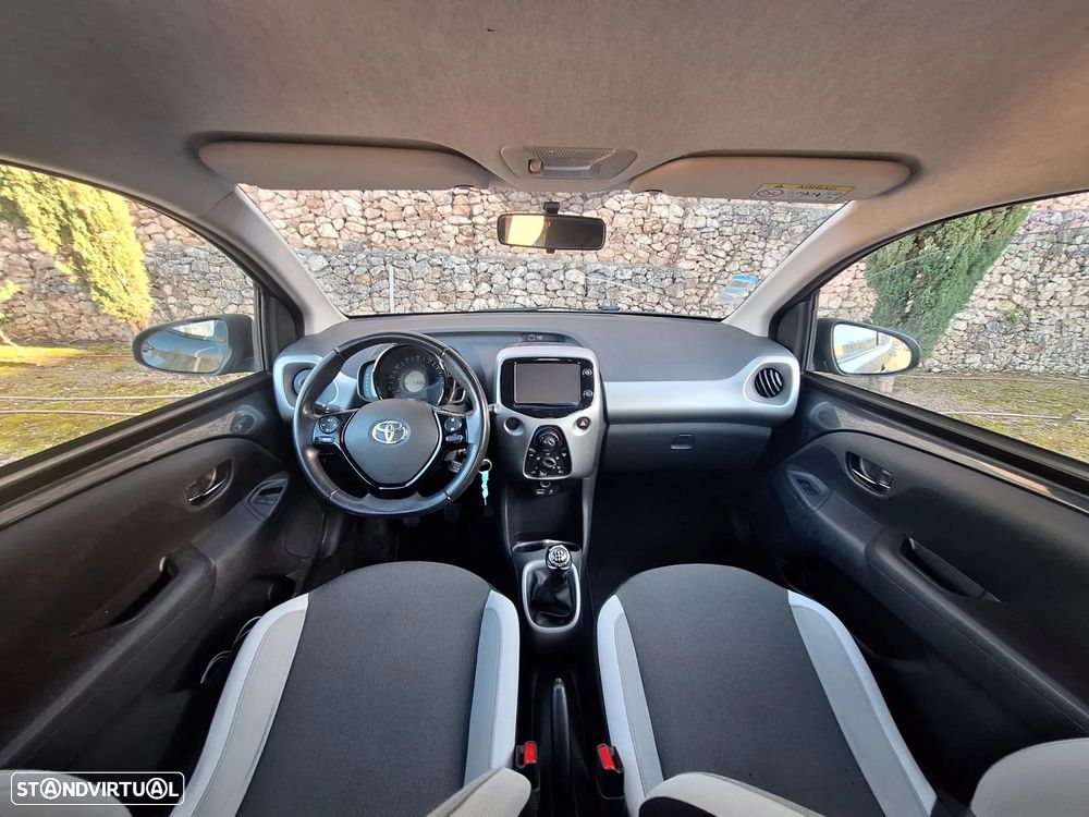 Toyota Aygo 1.0 X-Play+AC+X-Touch - 19