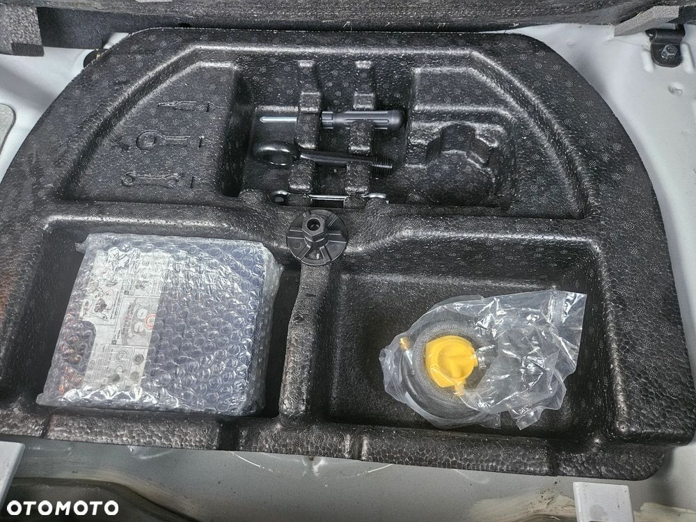 Kia Picanto - 10