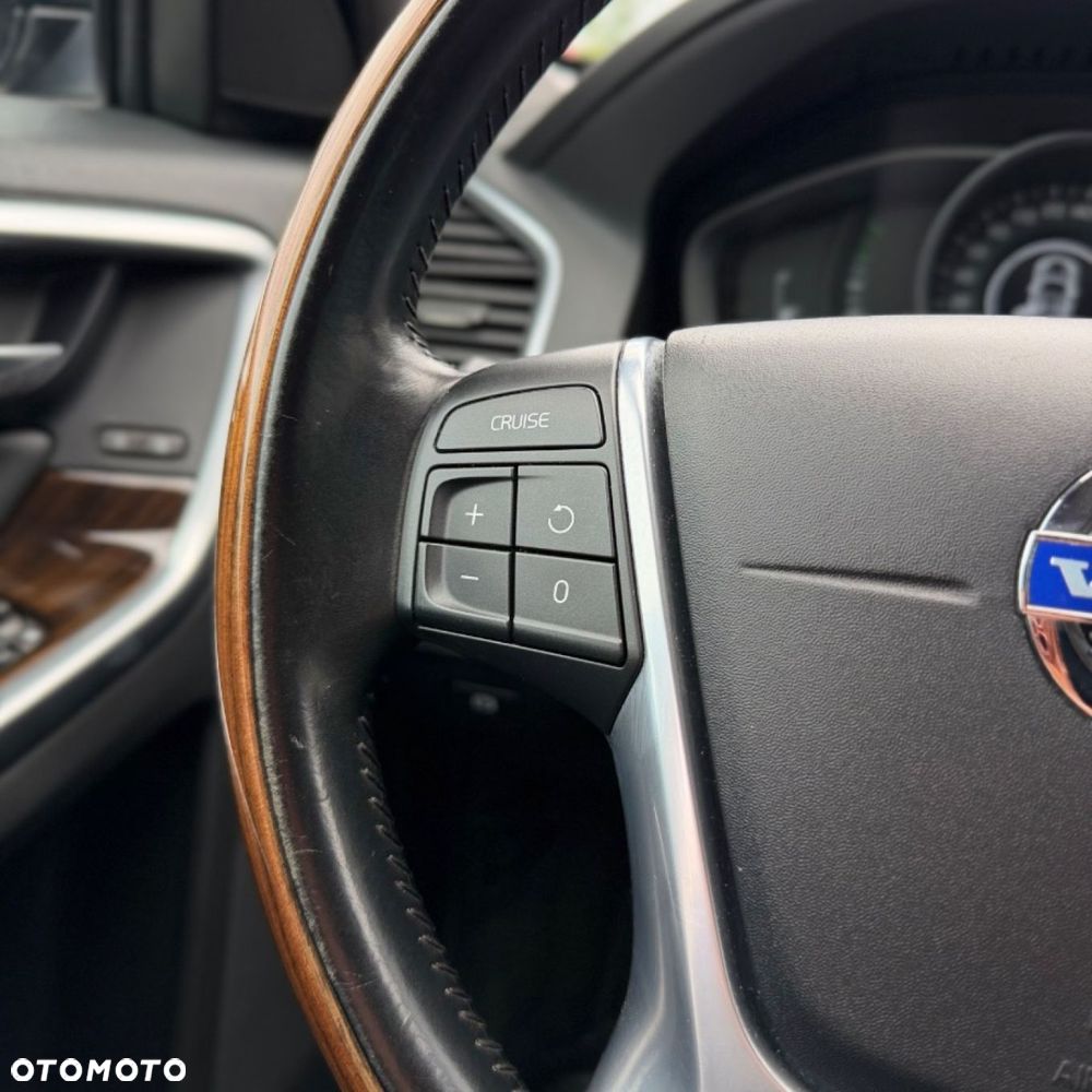 Volvo XC 60 - 21