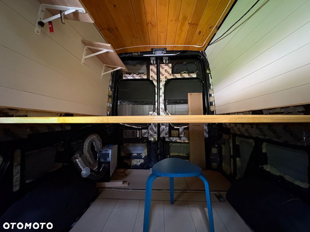 Volkswagen Crafter - 13