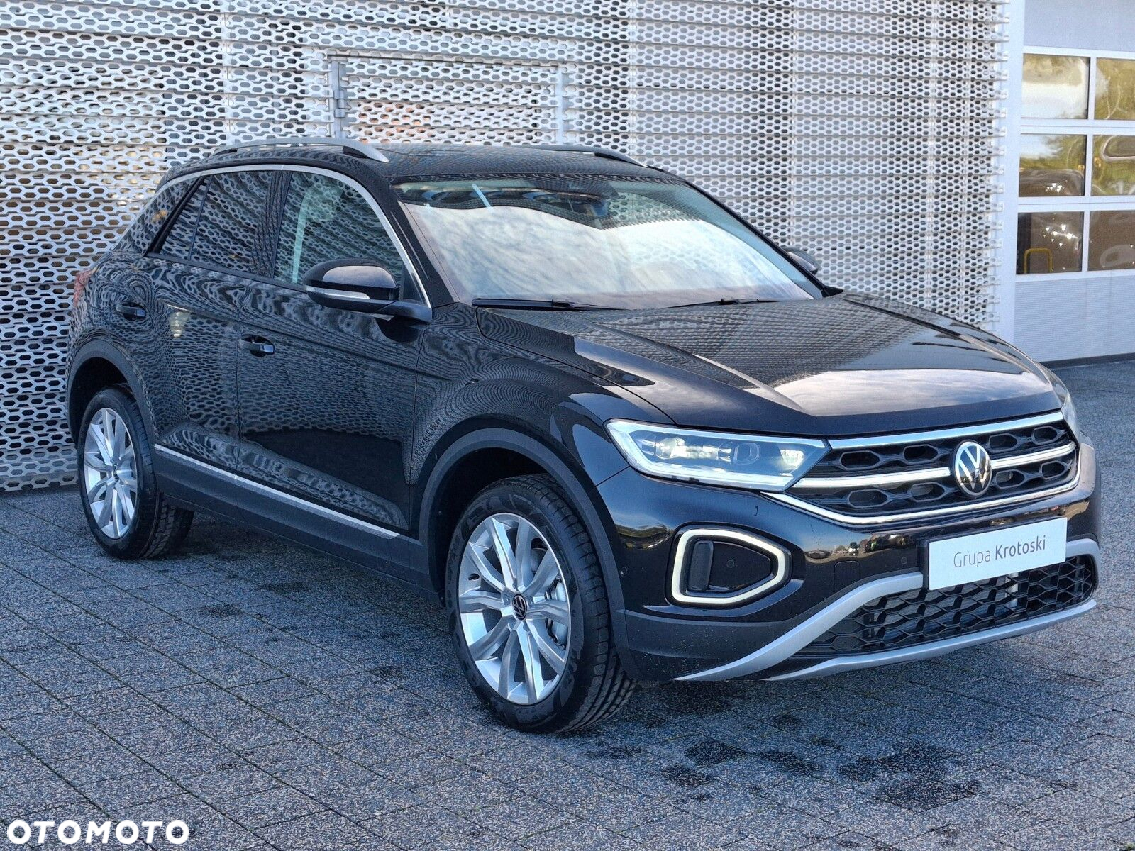 Volkswagen T-Roc - 3