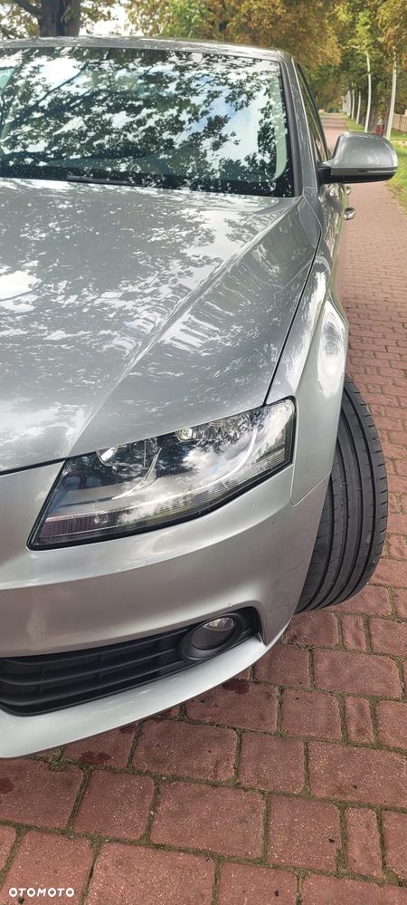 Audi A4 Limousine 2.0 TDI - 4