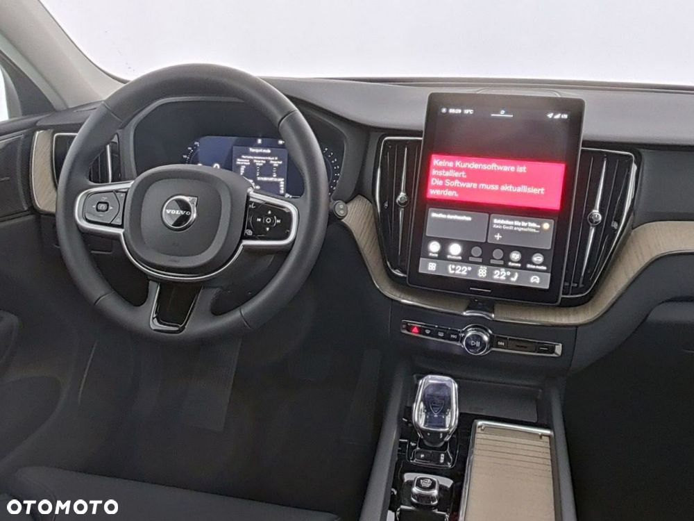 Volvo XC 60 B5 B AWD Plus Dark - 8