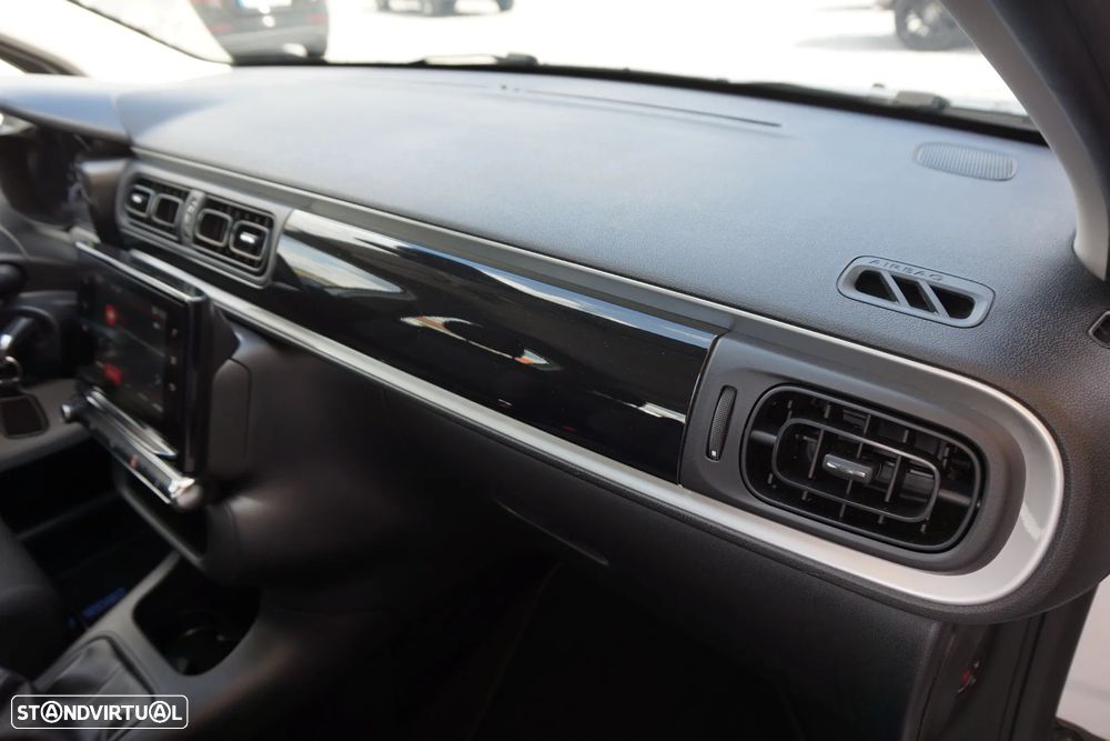 Citroën C3 1.2 PureTech Feel - 40