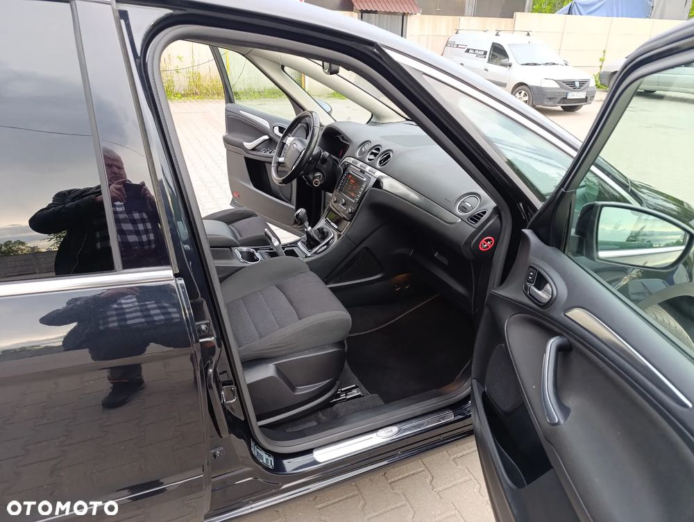 Ford S-Max 2.0 TDCi DPF Titanium - 16