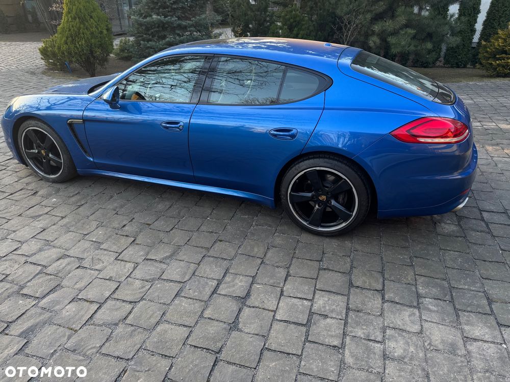 Porsche Panamera PDK - 7