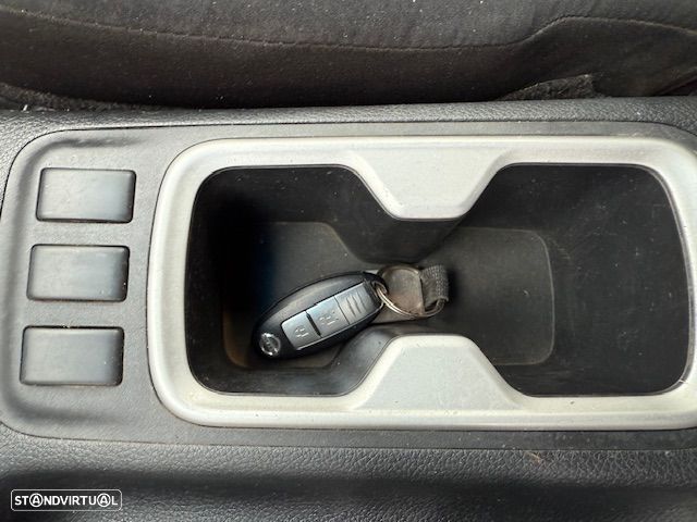 Nissan Navara 2.3 dCi CD 4WD N-Connecta Nav+Barras - 17