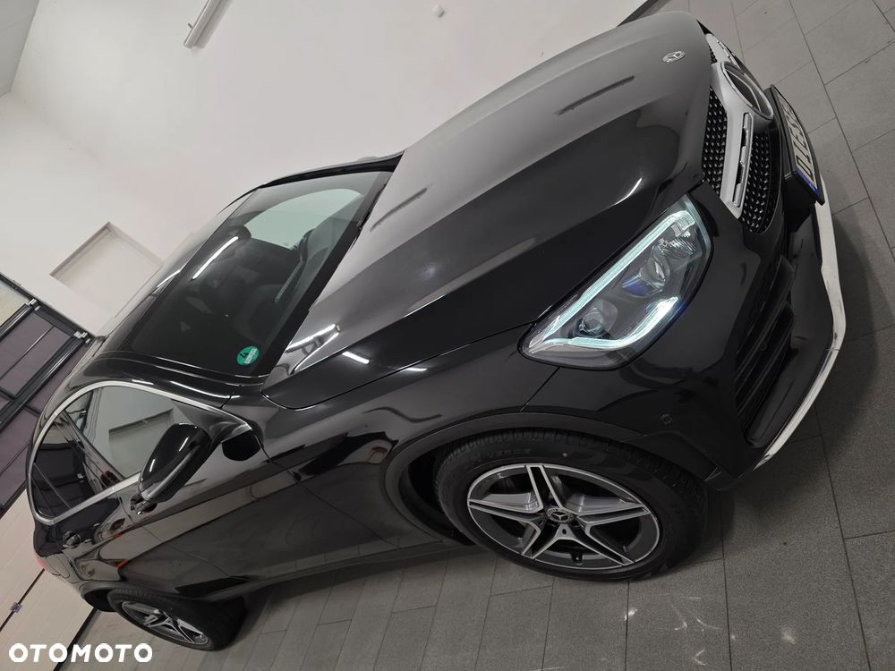 Mercedes-Benz GLC 300 d 4Matic 9G-TRONIC AMG Line Plus - 3