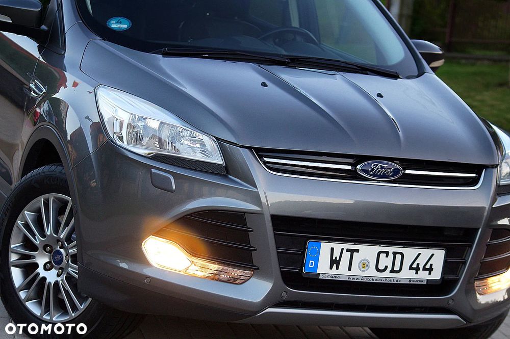 Ford Kuga 2.0 TDCi 4x4 Titanium - 2