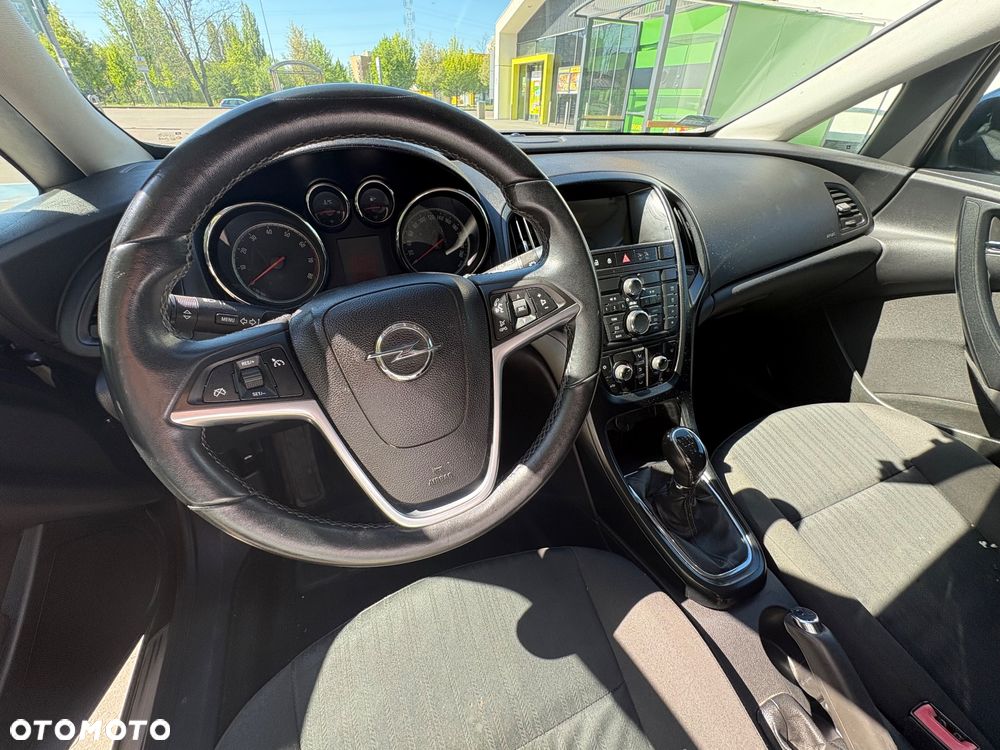 Opel Astra 1.4 Enjoy - 4