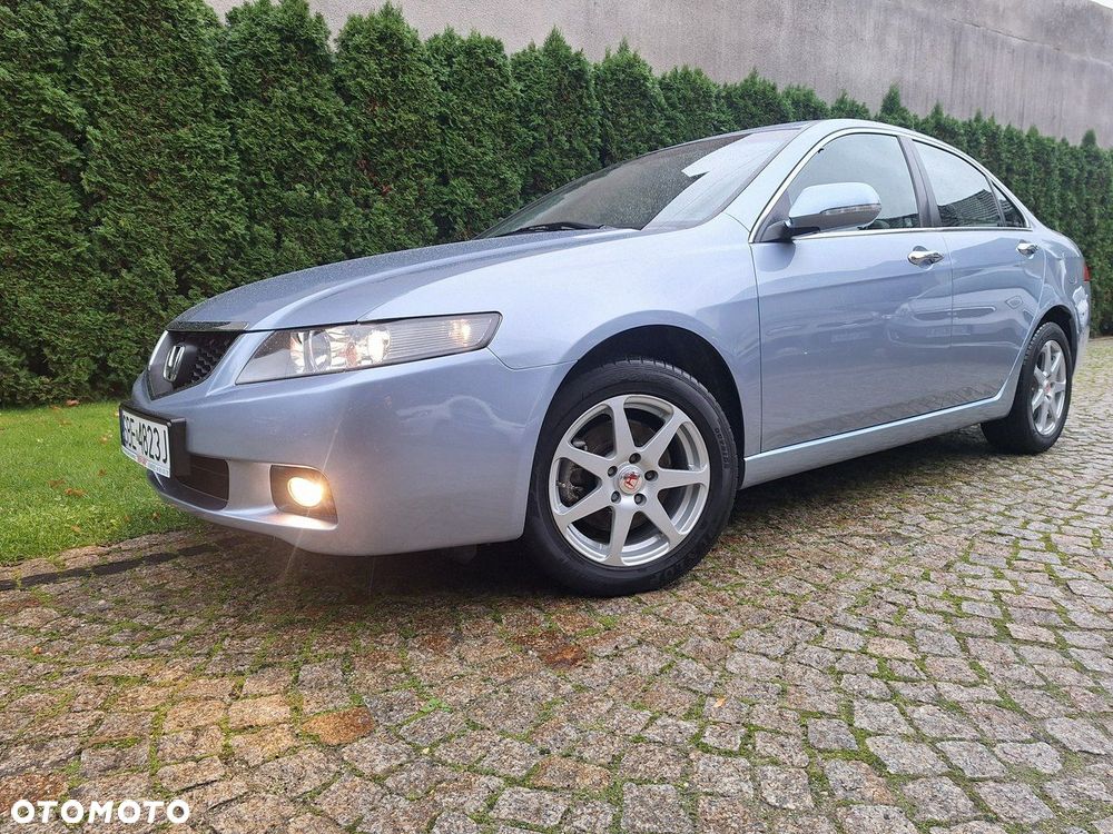 Honda Accord 2.0 Sport - 25