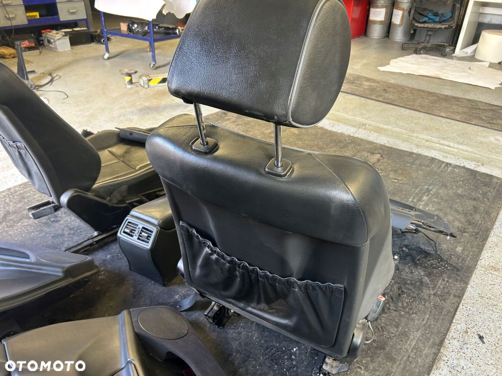 mercedes w210 sedan fotele kanapa skóra podgrzewane europa - 10