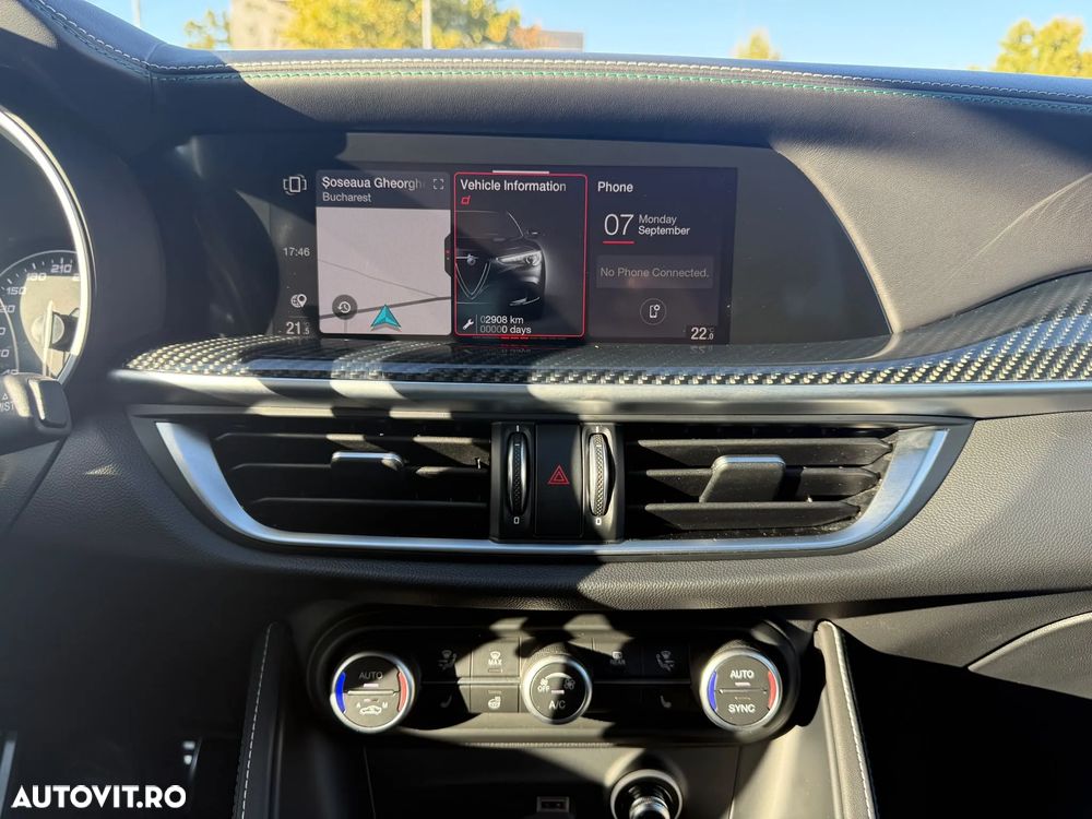 Alfa Romeo Stelvio 2.9 V6 Turbo AWD AT8 Quadrifoglio - 27
