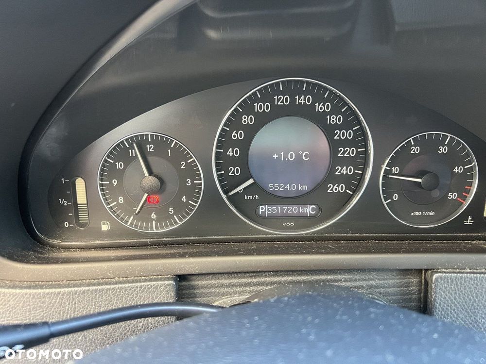 Mercedes-Benz CLK - 11