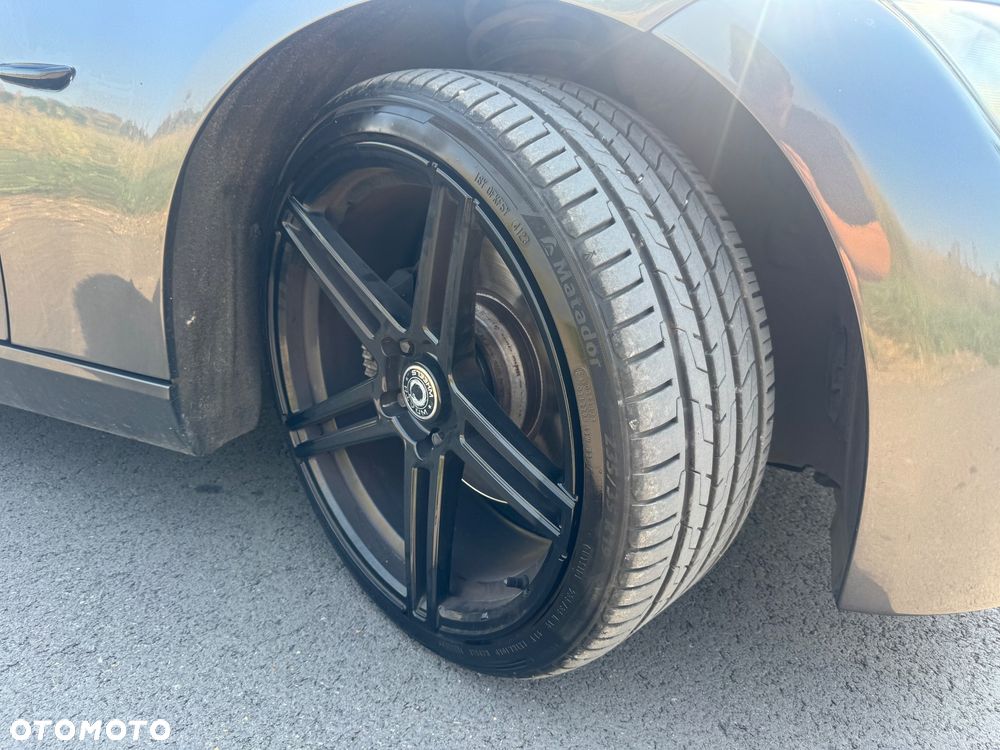 BMW Seria 3 325i - 9