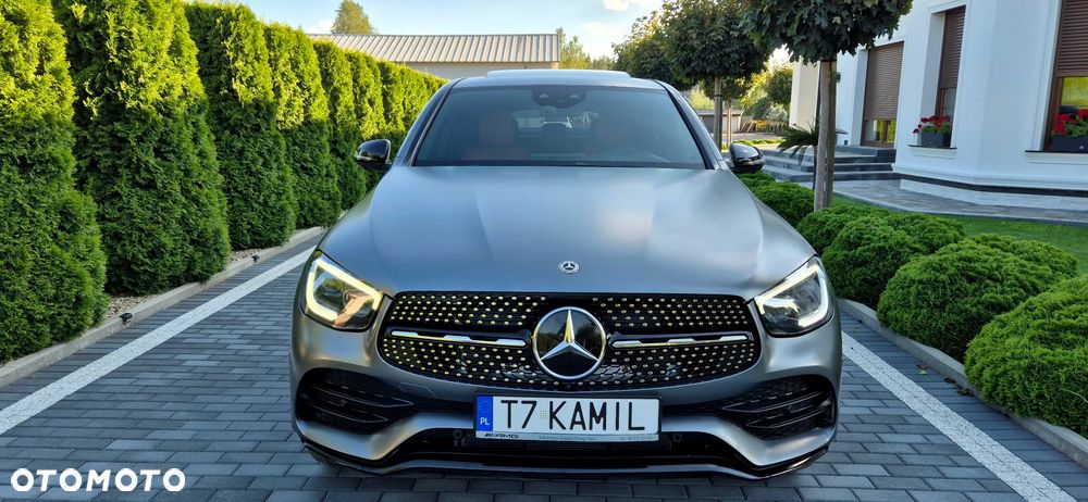 Mercedes-Benz GLC 200 d 4Matic 9G-TRONIC AMG Line Plus - 4