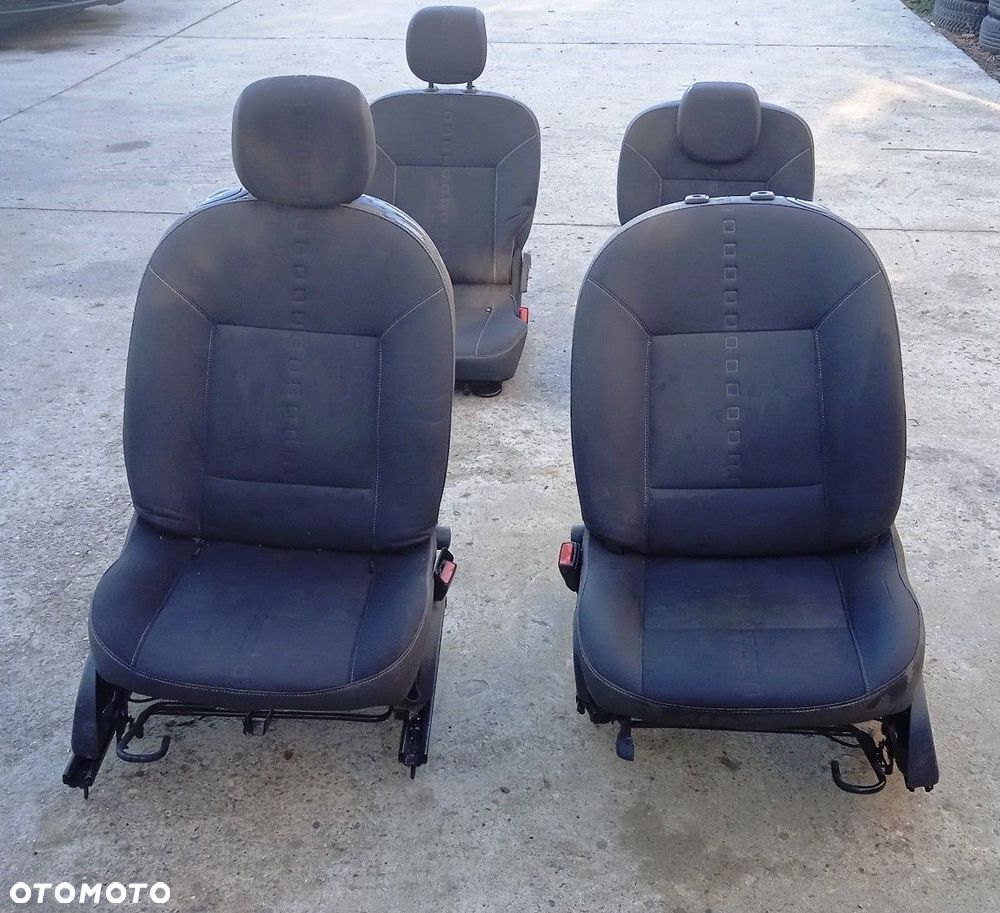 Fotele Renault Twingo II 3-drzwi - 2