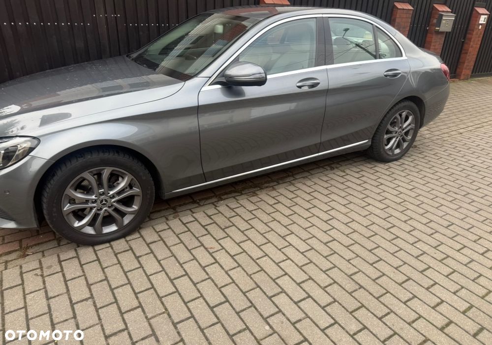 Mercedes-Benz Klasa C 200 7G-TRONIC - 2