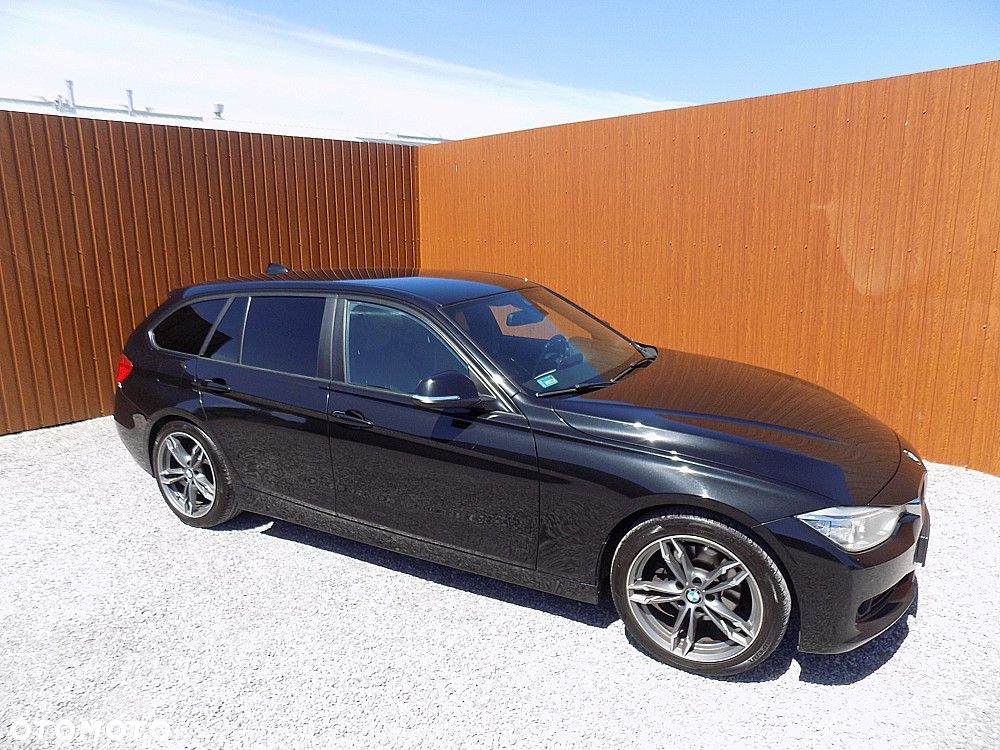 BMW Seria 3 320d Modern Line - 29