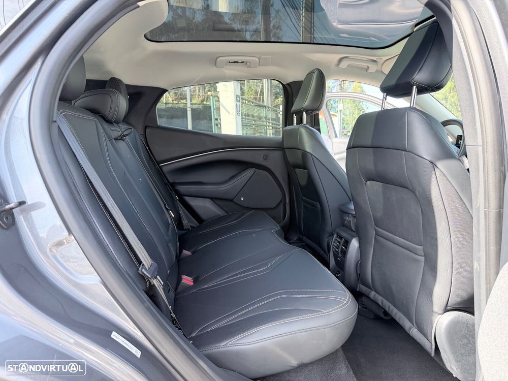 Ford Mustang Mach-E 75.7 kWh Base - 16