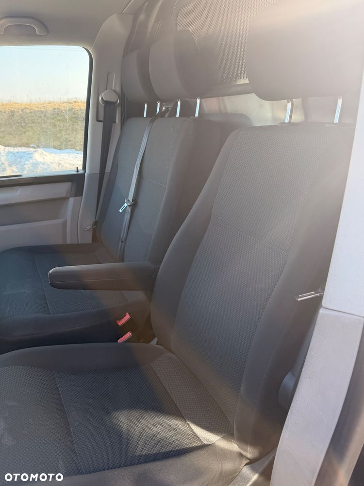 Volkswagen Transporter T6 - 14