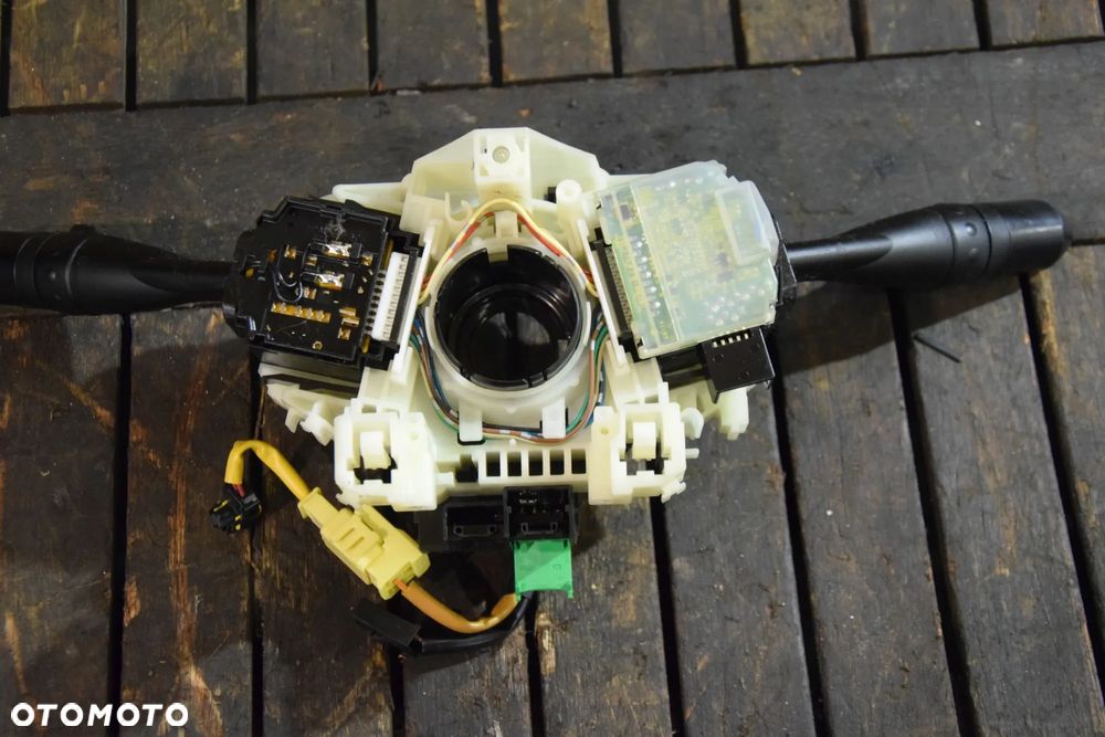 Mitsubishi COLT 6 VI Z30 LIFT Taśma zwijak 8600a331xa Przełącznik zespolony manetki - 3